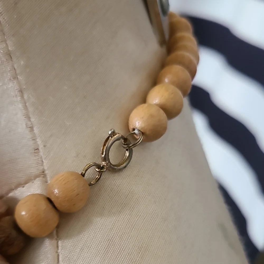 Elegant Tan Beaded Necklace